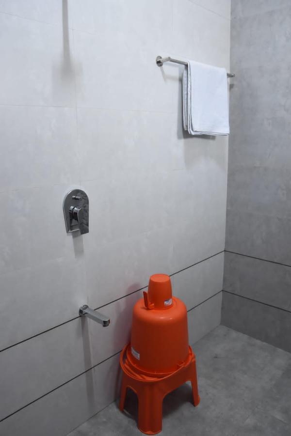 Hotel Vrindavan Deluxe Kolhapur Eksteriør billede